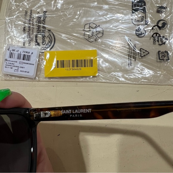 YSL Sunglasses - Picture 7 of 12